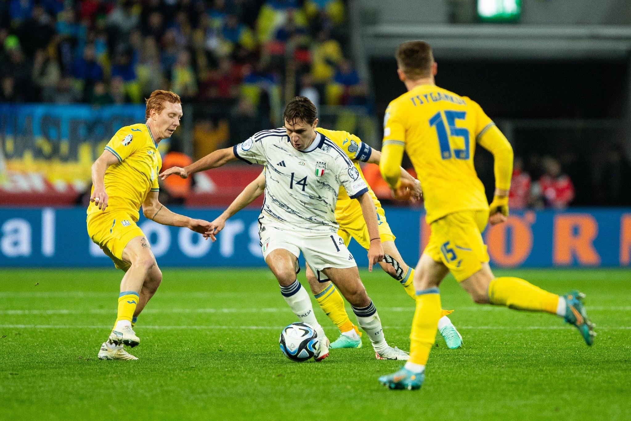 今晨马赛调整名单以备欧洲杯；门线救险环节打磨；令人意外；赛程密集仍需轮换的简单介绍