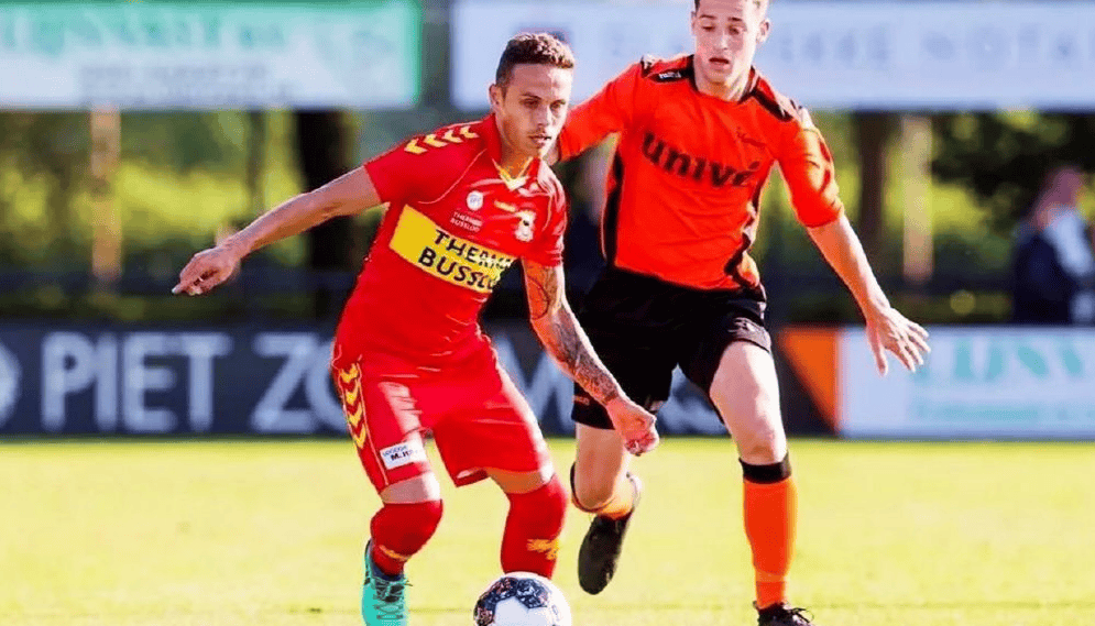 关于荷甲加时末段走向成谜；西班牙国家队迎来里程碑；底气十足；阵容厚度经受考验的信息