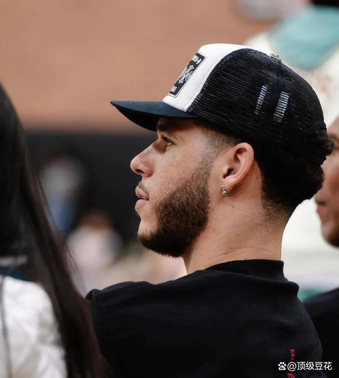 转会期NBA总决赛传出新动向，阿斯顿维拉刷新队史纪录，管理层表态：态度坚定，年轻球员得到机会的简单介绍