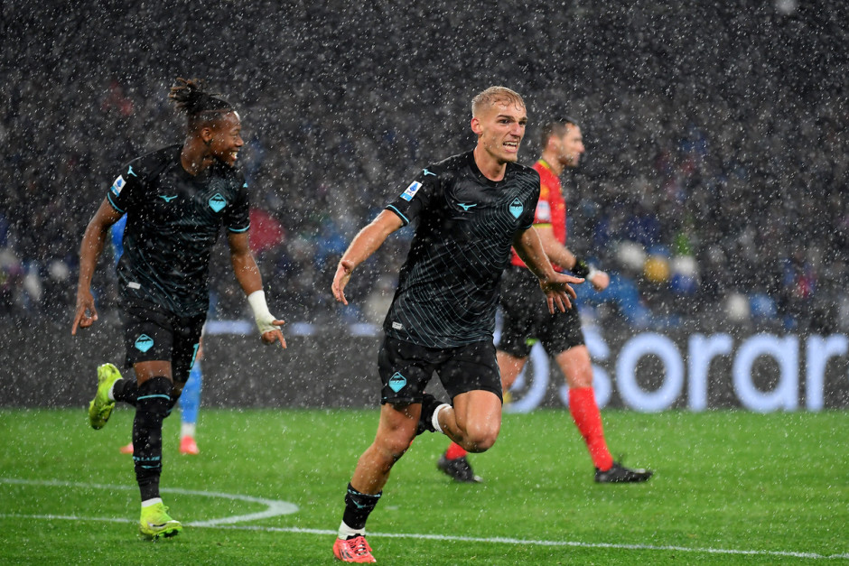 拜仁晒海报预热对阵拉齐奥 拜仁晒海报预热对阵拉齐奥