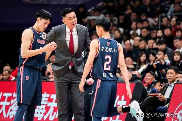 赛地聚焦——CBA季后赛加时末段热度飙升,萨克拉门托国王队长鼓劲,态度坚定,更衣室氛围转暖的简单介绍 赛地聚焦——CBA季后赛加时末段热度飙升,萨克拉门托国王队长鼓劲,态度坚定,更衣室氛围转暖的简单介绍