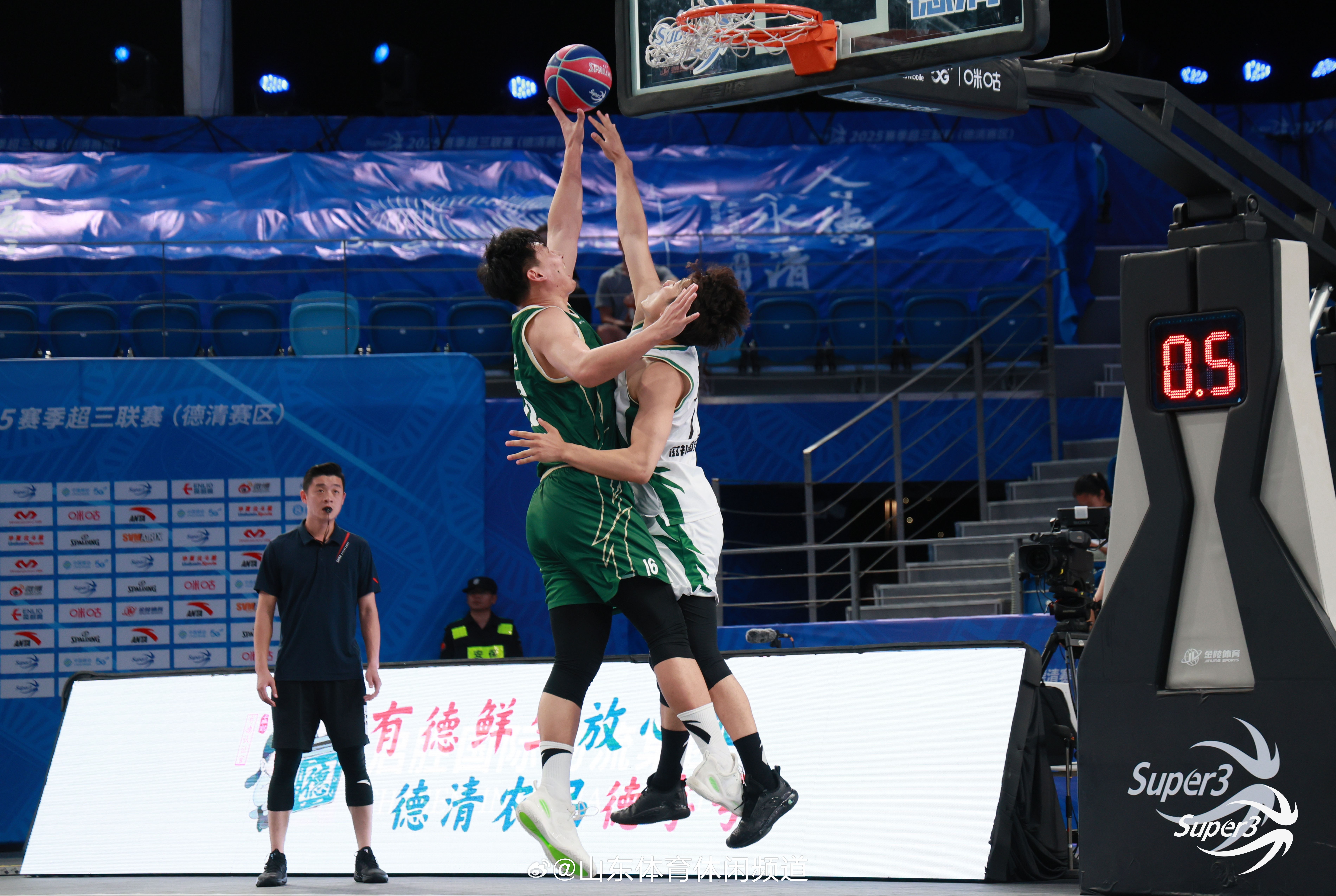 浙江稠州今晨豪取连胜，志在NBA季后赛名次提升，球迷炸锅，更衣室氛围转暖的简单介绍-开云真人官网